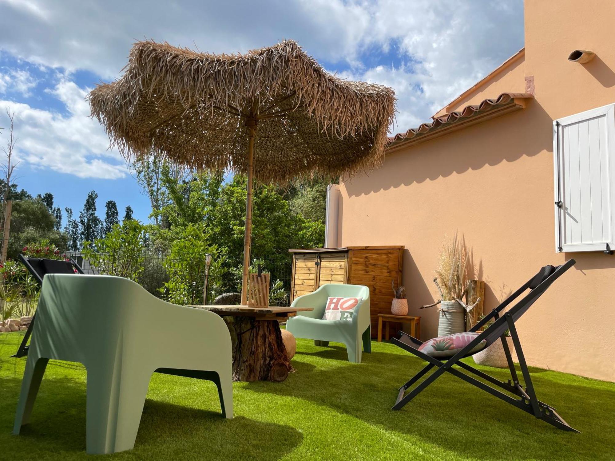 A Casa Di Lo Villa Леччи Екстериор снимка