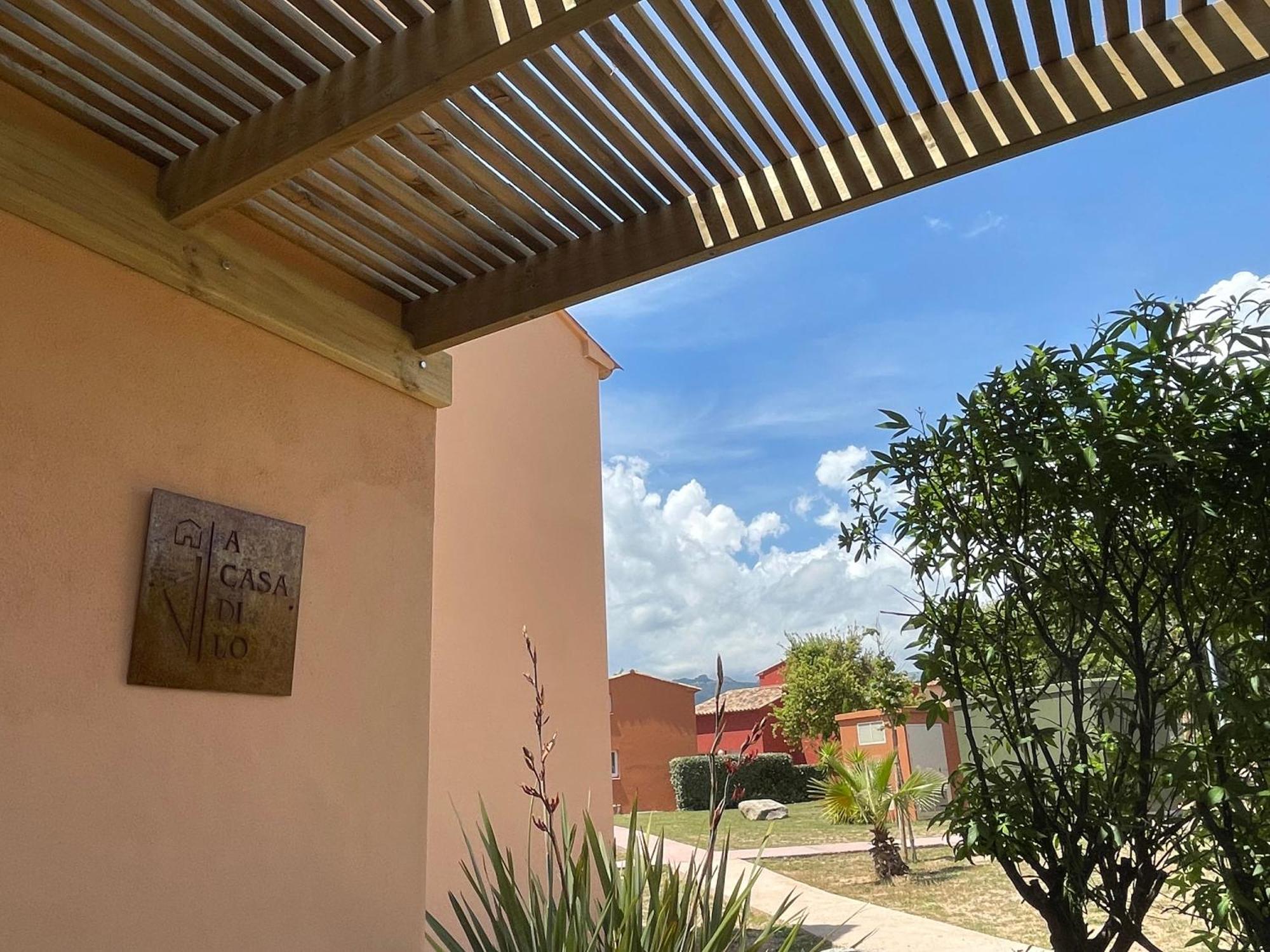 A Casa Di Lo Villa Леччи Екстериор снимка